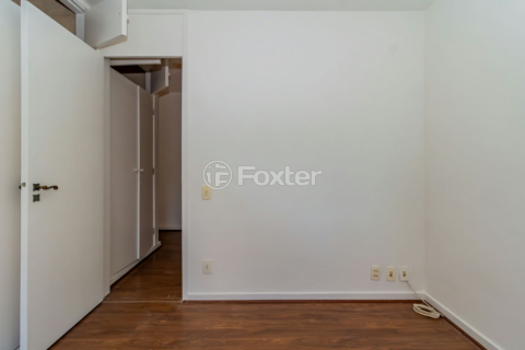 Image 31 - 692508