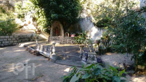 Image 9 - 692575