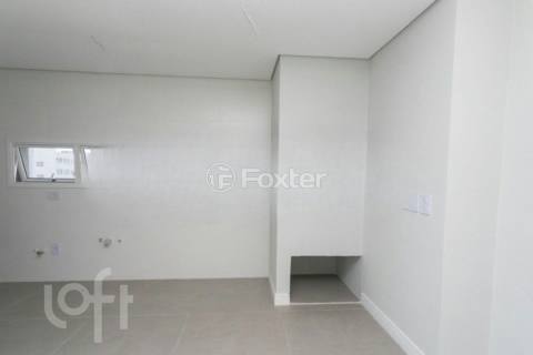 Image 4 - 694355
