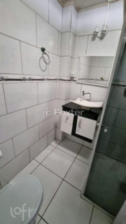Image 10 - 696947