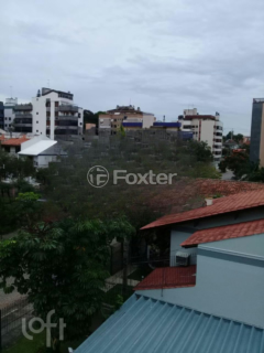 Image 9 - 699612