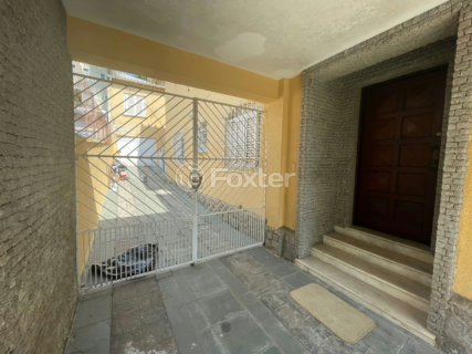 Image 34 - 699674