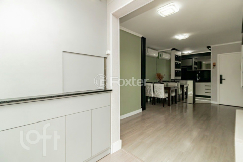 Image 4 - 700327