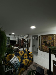 Image 4 - 700481
