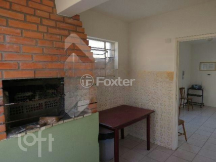 Image 25 - 700718