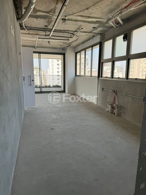 Image 6 - 701480