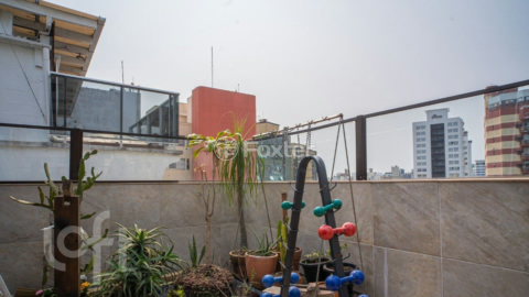 Image 7 - 701497