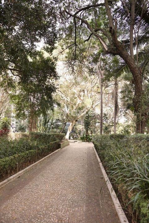 Image 55 - 702852