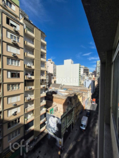 Image 6 - 703818
