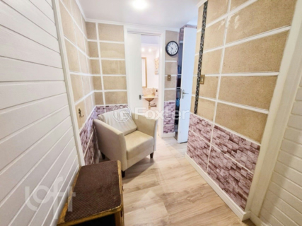 Image 3 - 703924