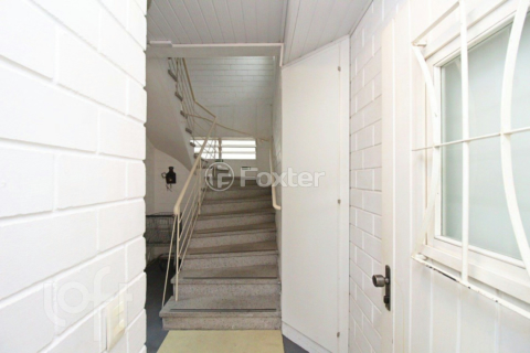 Image 43 - 704049