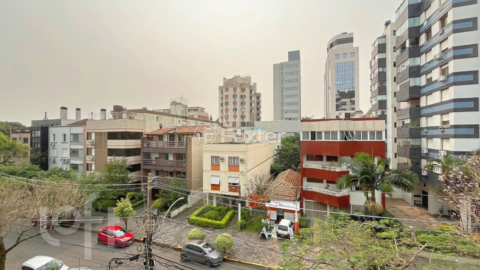 Image 9 - 704050
