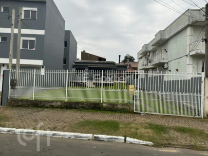 Image 4 - 704143
