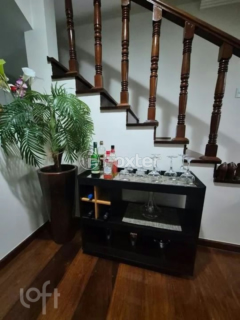 Image 4 - 704303