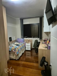 Image 6 - 704303