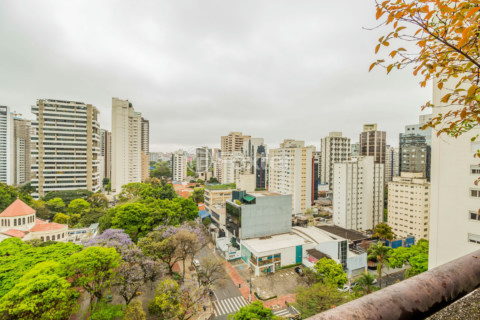 Image 21 - 704922