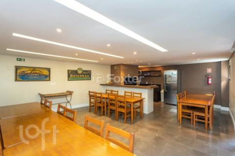 Image 33 - 705065