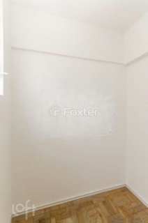 Image 22 - 705243