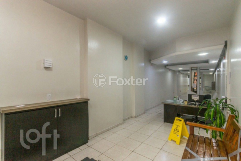Image 31 - 705243