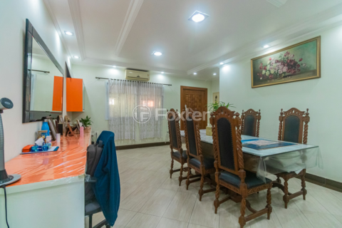 Image 4 - 708472