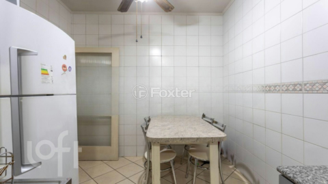Image 34 - 715058