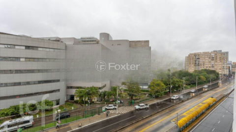 Image 7 - 715058