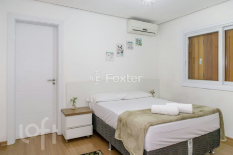 Image 22 - 717269