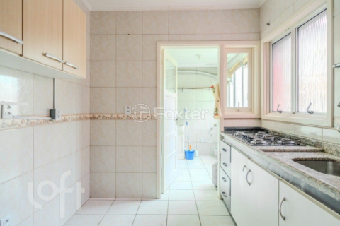 Image 7 - 717275