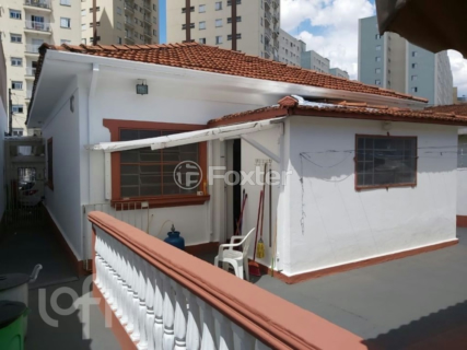 Image 9 - 717594