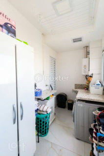 Image 8 - 725722