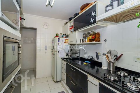 Image 12 - 727426