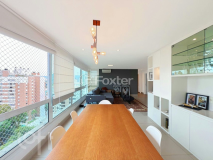 Image 7 - 727558