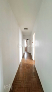 Image 7 - 728537