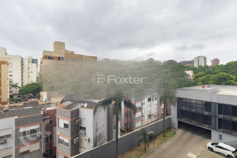 Image 40 - 728597
