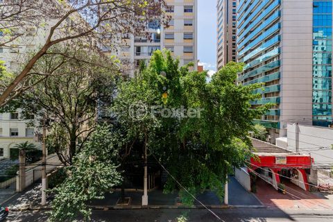 Image 29 - 728654