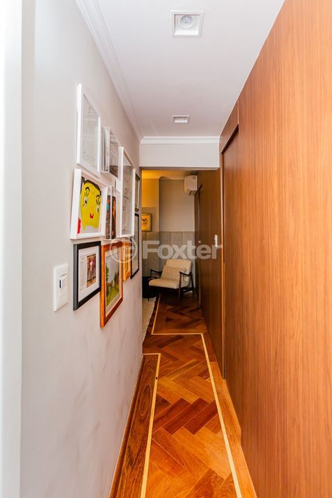 Image 32 - 728654