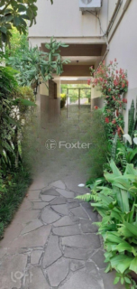 Image 28 - 728834