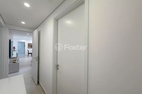 Image 10 - 728878