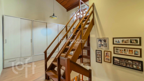 Image 22 - 729422
