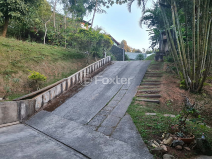 Image 38 - 729514