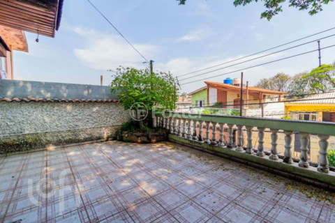 Image 37 - 729895