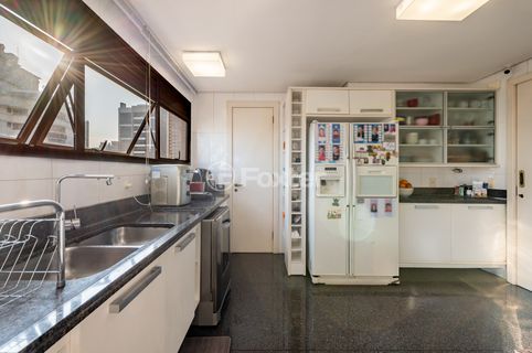 Image 35 - 730156