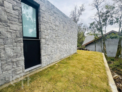 Image 30 - 730266