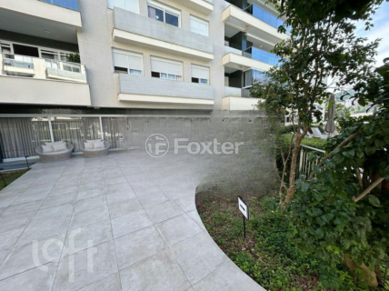 Image 37 - 731792