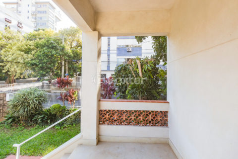 Image 35 - 731822