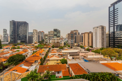 Image 8 - 732119