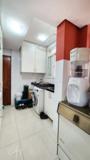 Image 25 - 734682