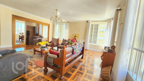 Image 35 - 734682