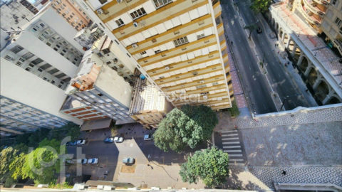 Image 30 - 734682