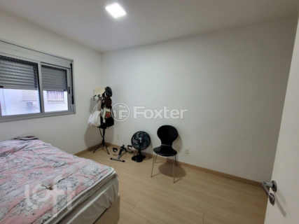 Image 7 - 734856